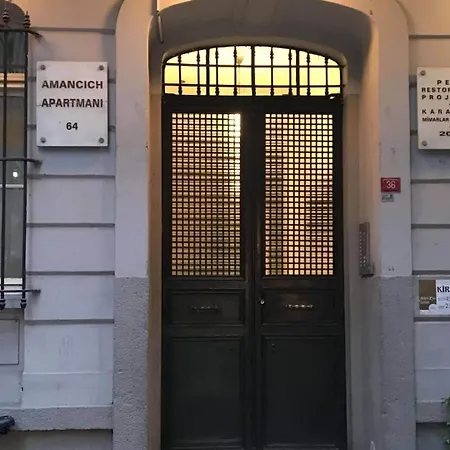 Apartment A Modernized In The Historic Area Of *