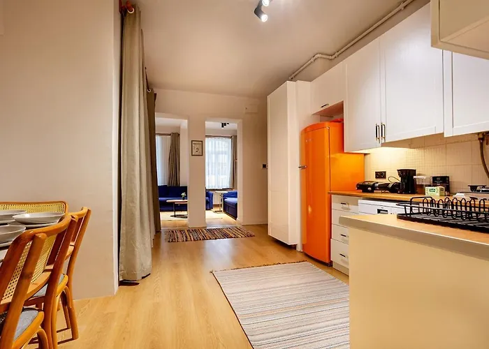 Daire A Modernized In The Historic Area Of