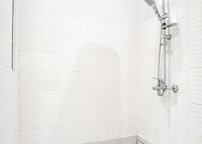 A Modernized In The Historic Area Of