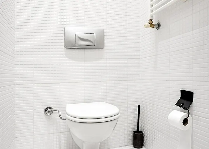 A Modernized In The Historic Area Of